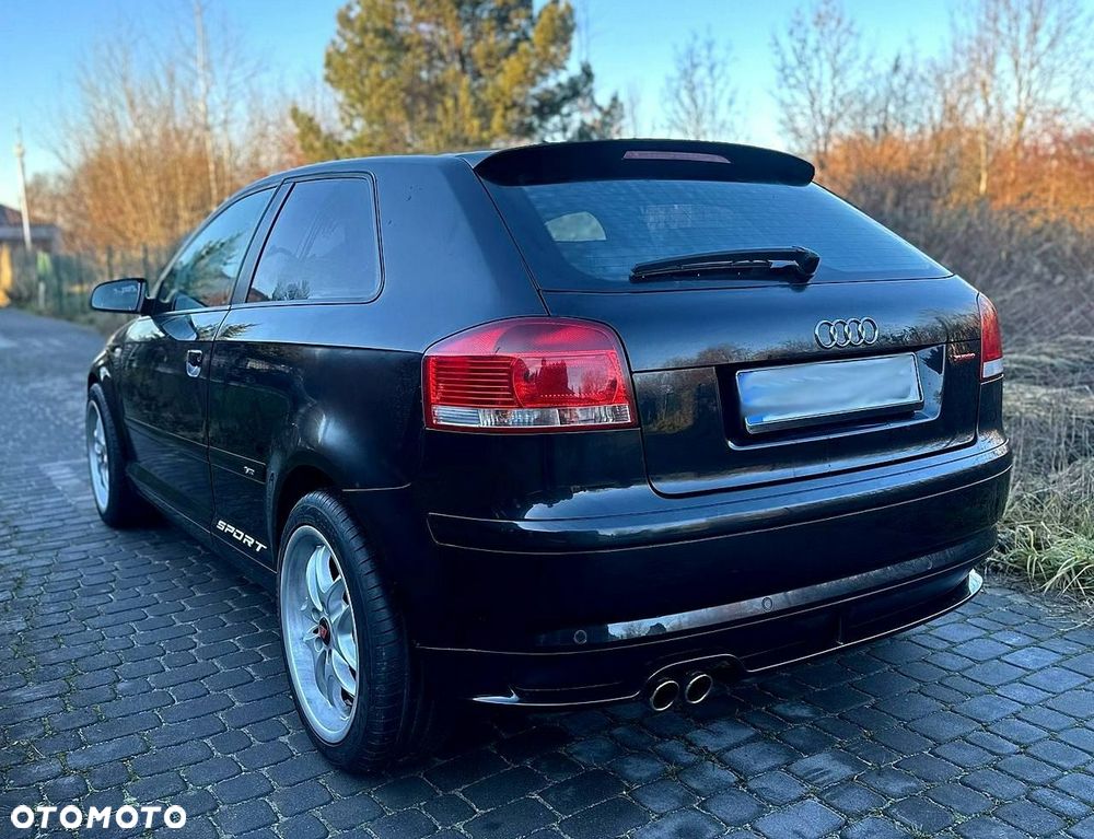 Audi A3 3-drzwiowe 2.0 TDI DPF quattro S Line Sportpaket plus - 3