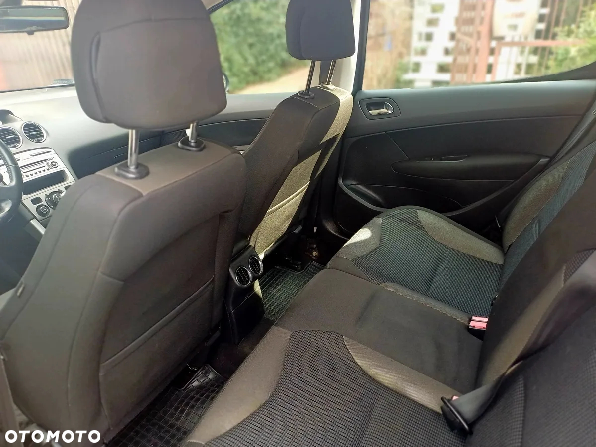 Peugeot 308 1.6 HDi Premium - 8