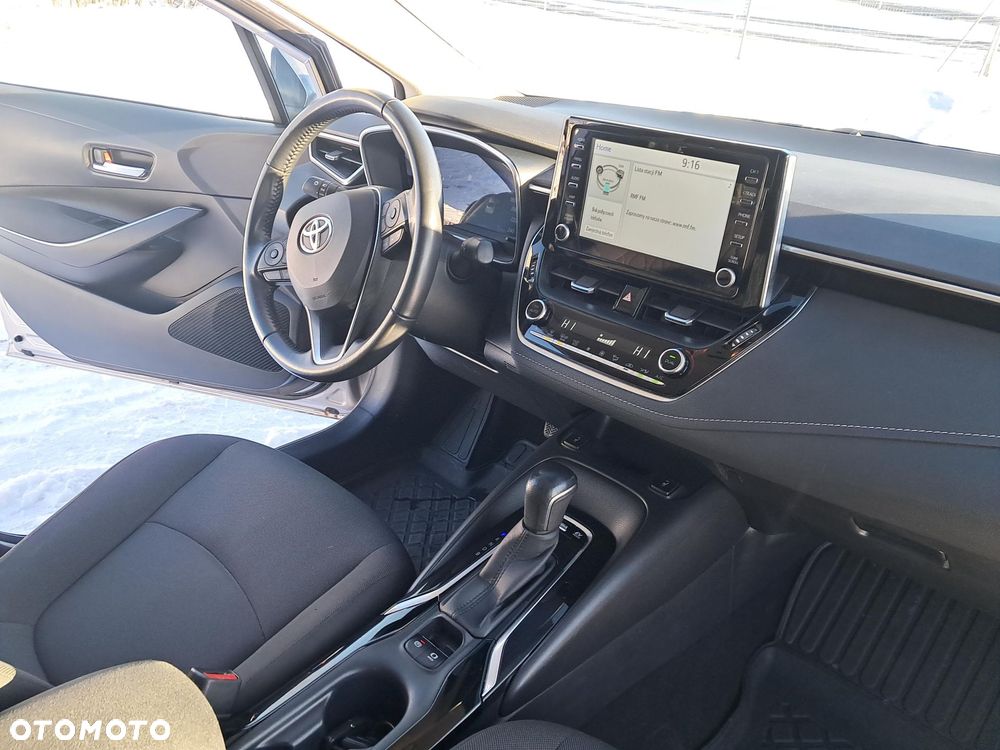 Toyota Corolla 1.8 Hybrid Comfort - 21
