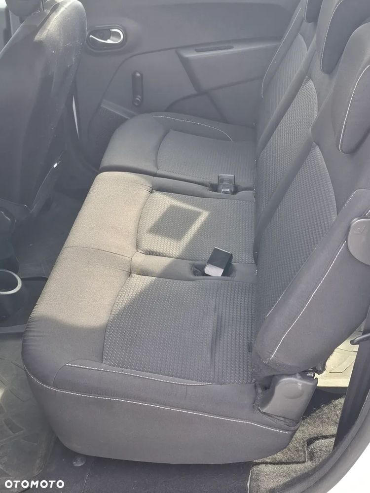 Dacia Lodgy - 7