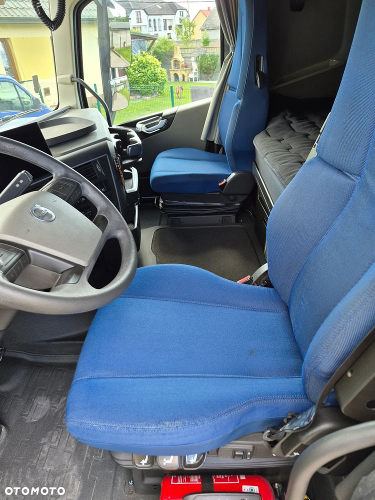 Volvo Volvo FH 13 460KM I-SAVE - 31