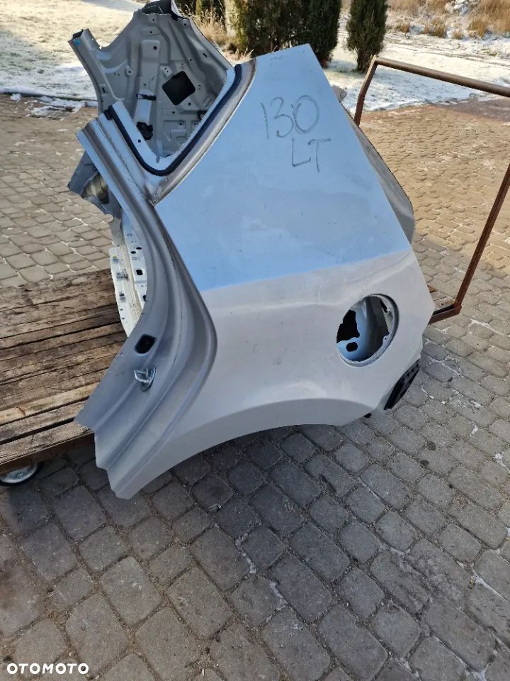 BŁOTNIK TYŁ PRAWY LEWY Hyundai I30 HB - 1