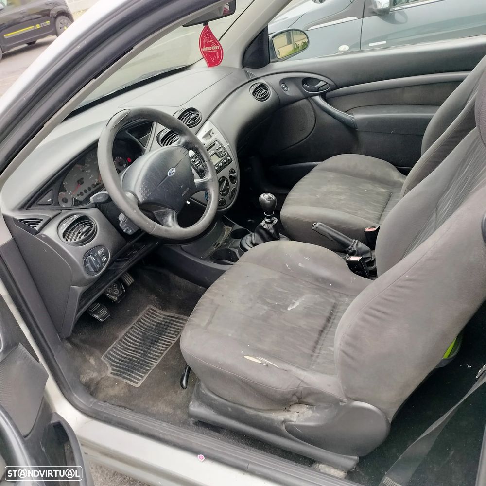 Ford Focus - 4