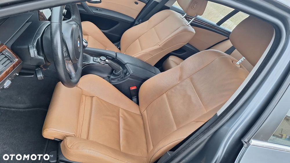 BMW Seria 5 530d Edition Sport - 12