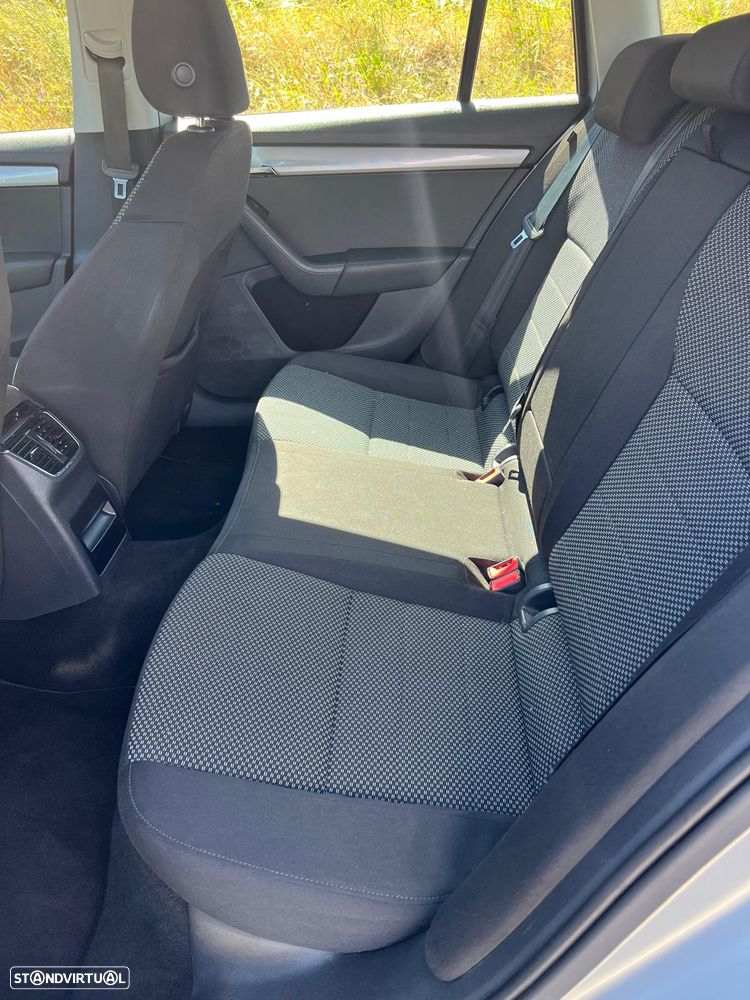 Skoda Octavia Break 1.6 TDi Style DSG - 11