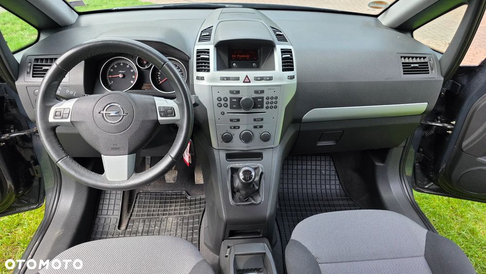 Opel Zafira 1.6 ECOFLEX Family Plus - 29