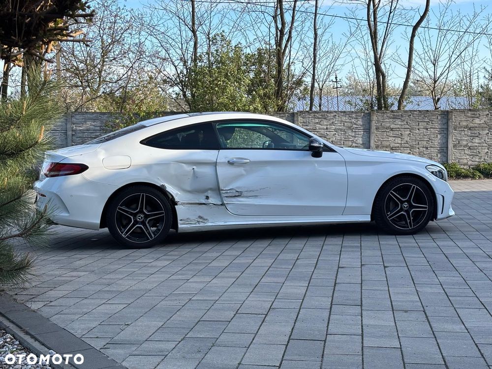 Mercedes-Benz Klasa C 300 9G-TRONIC AMG Line Plus - 10