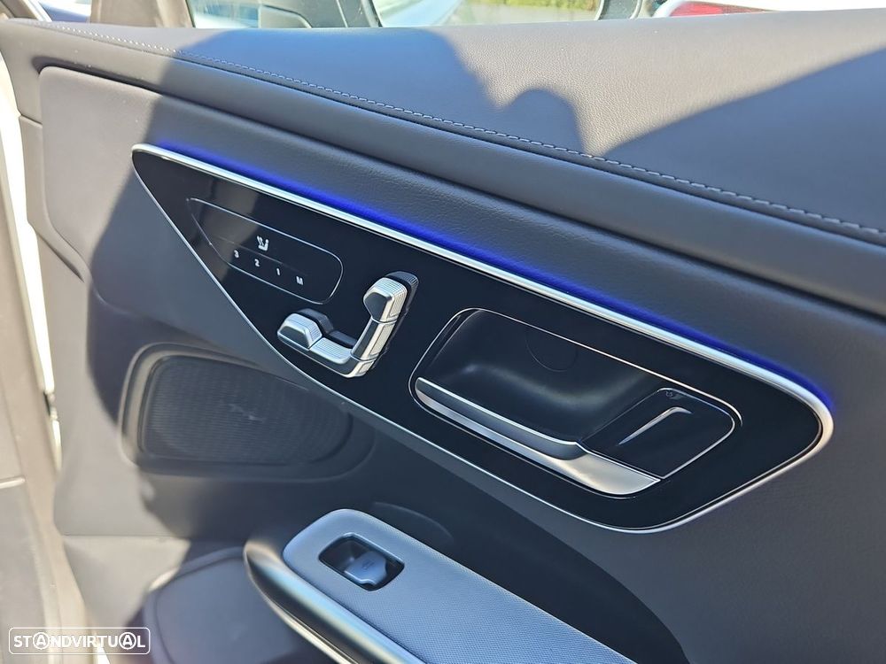 Mercedes-Benz CLE 220 - 22