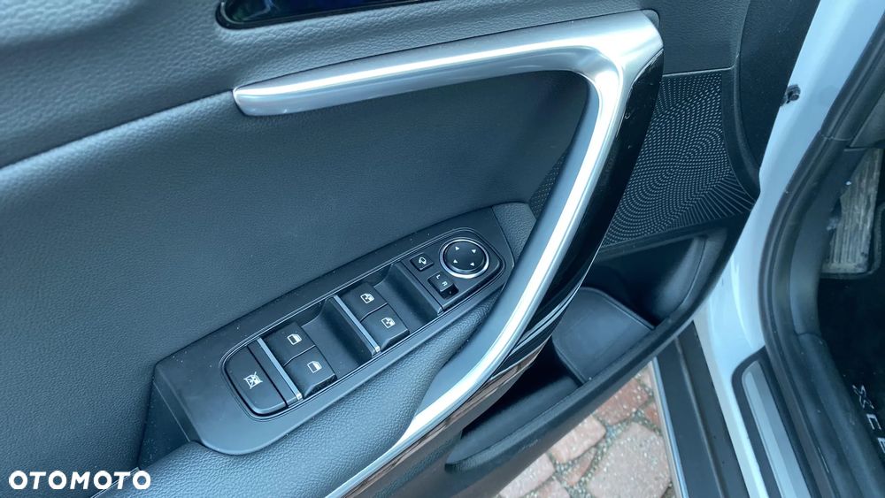 Kia XCeed 1.6 GDI PHEV Business Line DCT - 16
