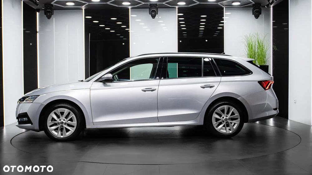 Skoda Octavia 2.0 TDI 4x4 Ambition DSG - 4