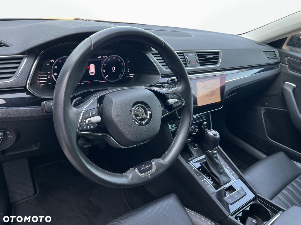 Skoda Superb 2.0 TDI SCR L&K DSG - 11