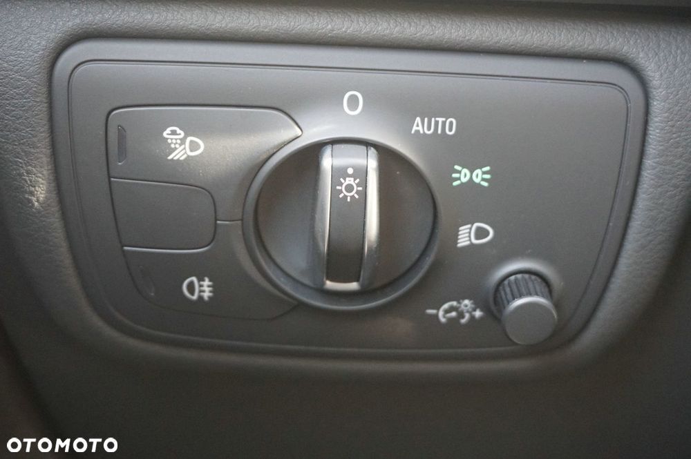 Audi A6 Limousine 2.0 TDI Ultra DPF S tronic - 19