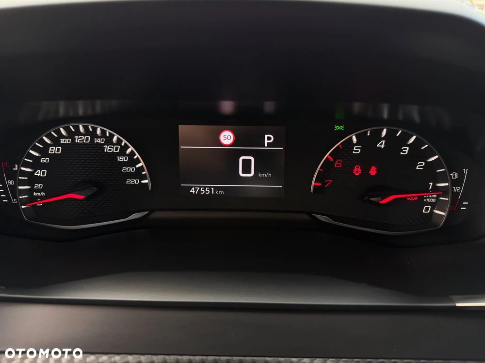 Peugeot 208 1.2 PureTech Allure S&S EAT8 - 21