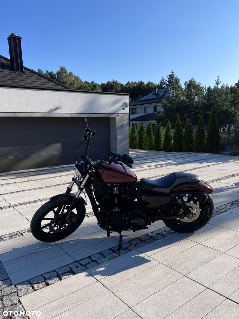 Harley-Davidson Sportster Iron 1200 - 4