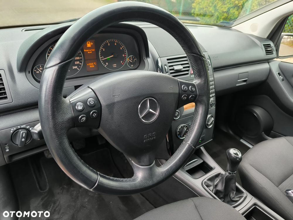 Mercedes-Benz Klasa A 160 BlueEFFICIENCY - 21