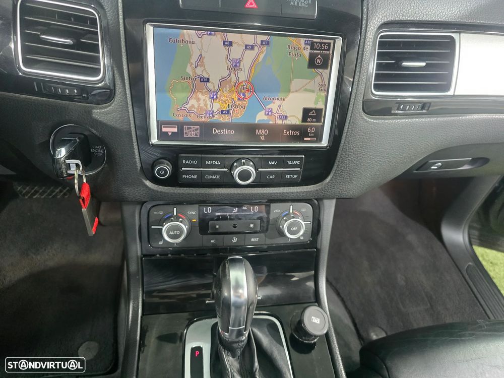 VW Touareg 3.0 V6 TDI Blue Motion DPF Auto Exclusive - 17