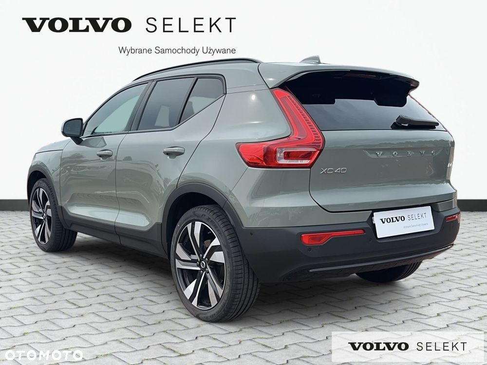 Volvo XC 40 B4 Ultra Dark - 8