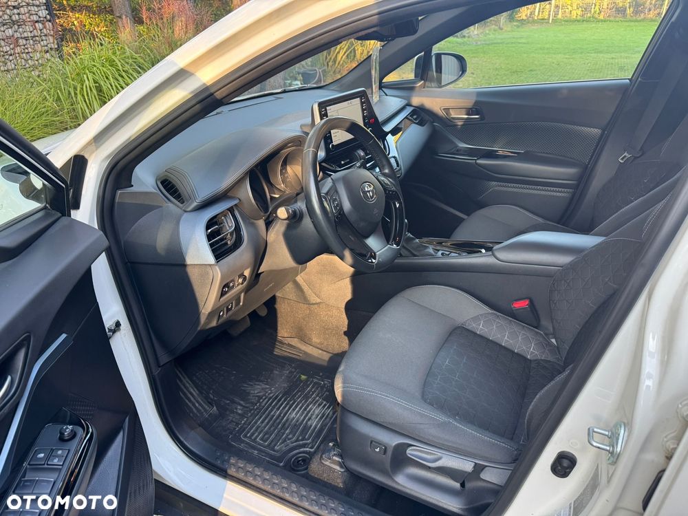 Toyota C-HR 2.0 Hybrid Style - 18