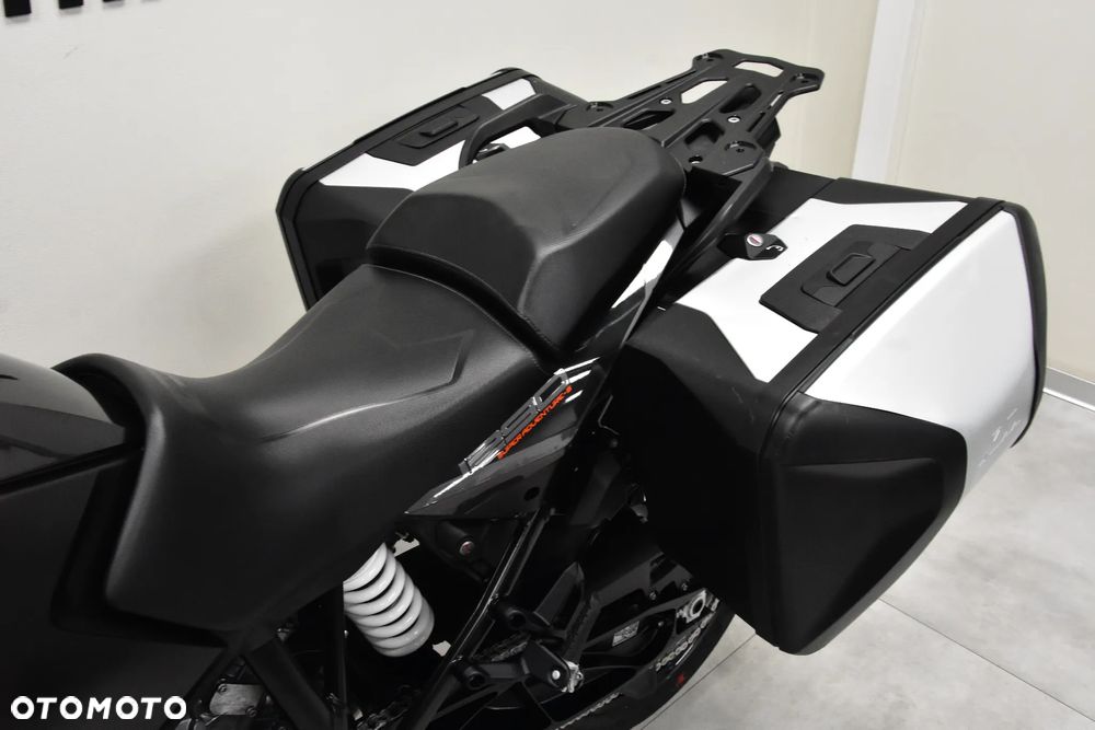 KTM Super Adventure - 14