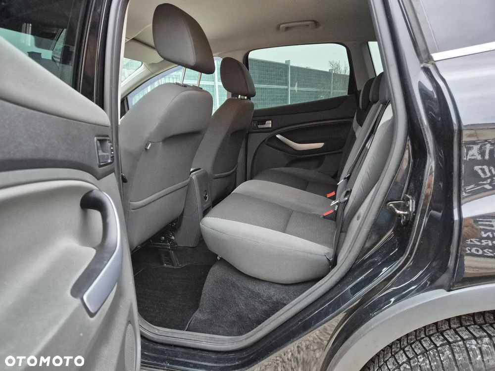 Ford Kuga 2.0 TDCi 2x4 Trend - 10