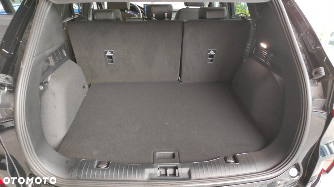 Ford Kuga - 10