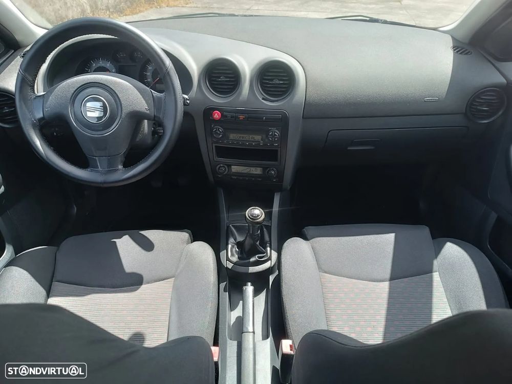 SEAT Ibiza 1.4 16V Sport - 12