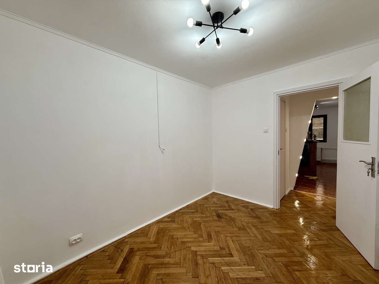 Apartament 3 camere balcon deschis de vanzare Timisoara Gh Lazar — fotografia 3