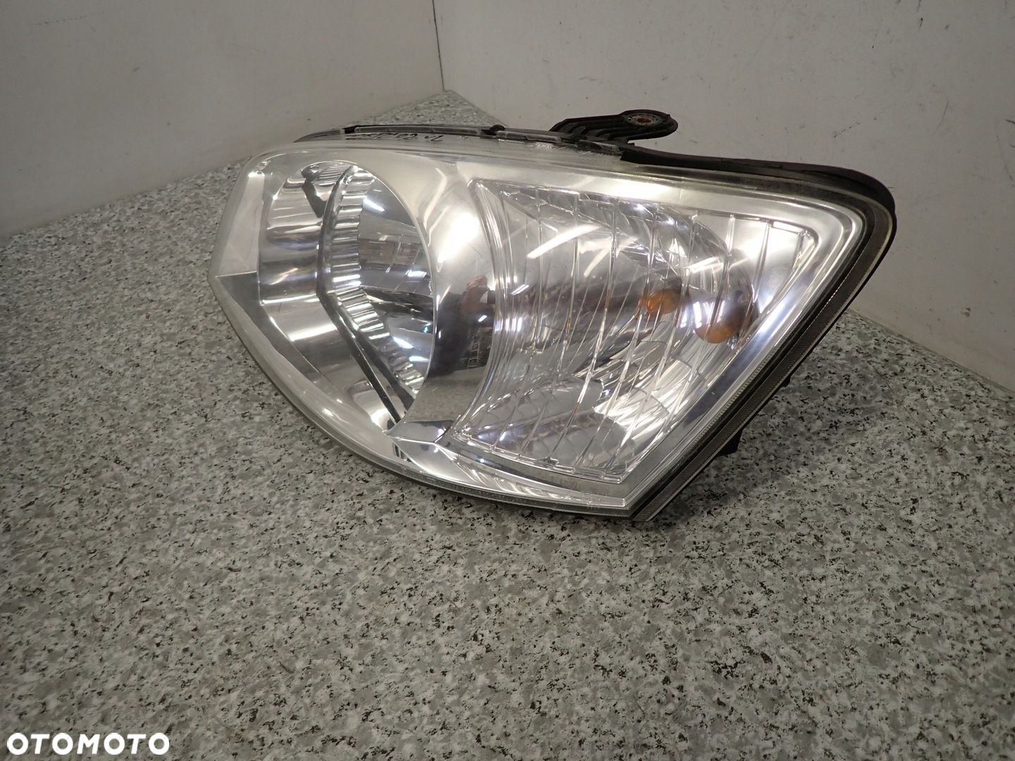 HYUNDAI GETZ 02-05 LAMPA PRZEDNIA LEWA REFLEKTOR - 4
