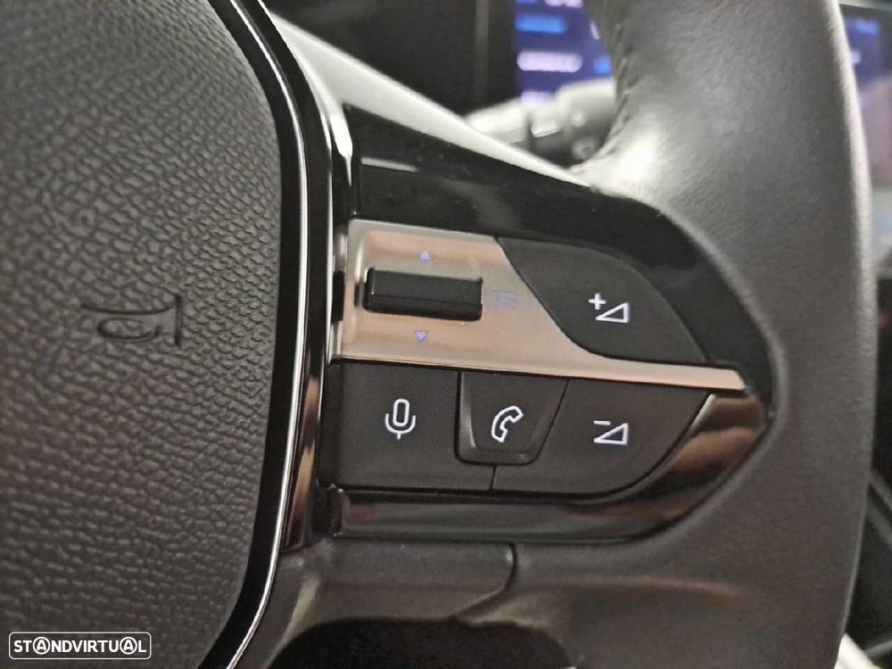 Peugeot 308 SW 1.6 Hybrid Allure Pack e-EAT8 - 17