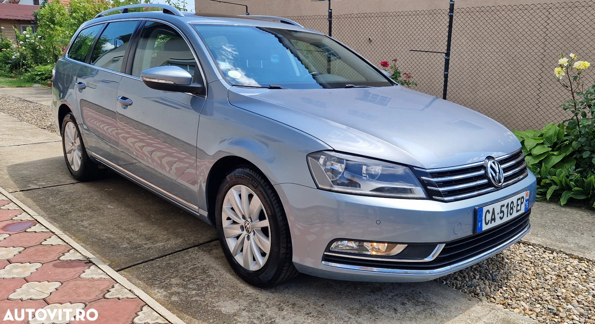 Volkswagen Passat Variant 2.0 TDI Blue TDI Comfortline - 3