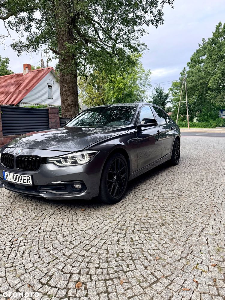 BMW Seria 3 320d xDrive - 1