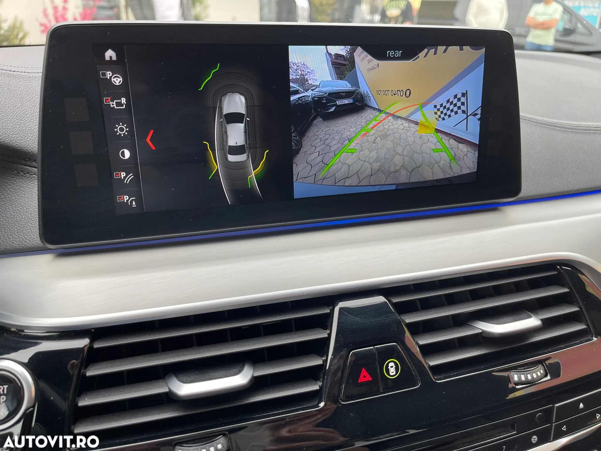 BMW Seria 5 520d xDrive AT - 12