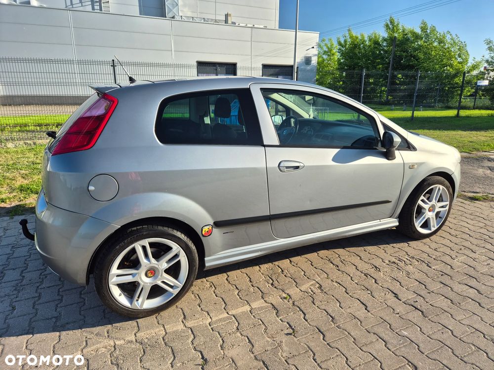 Fiat Punto - 4