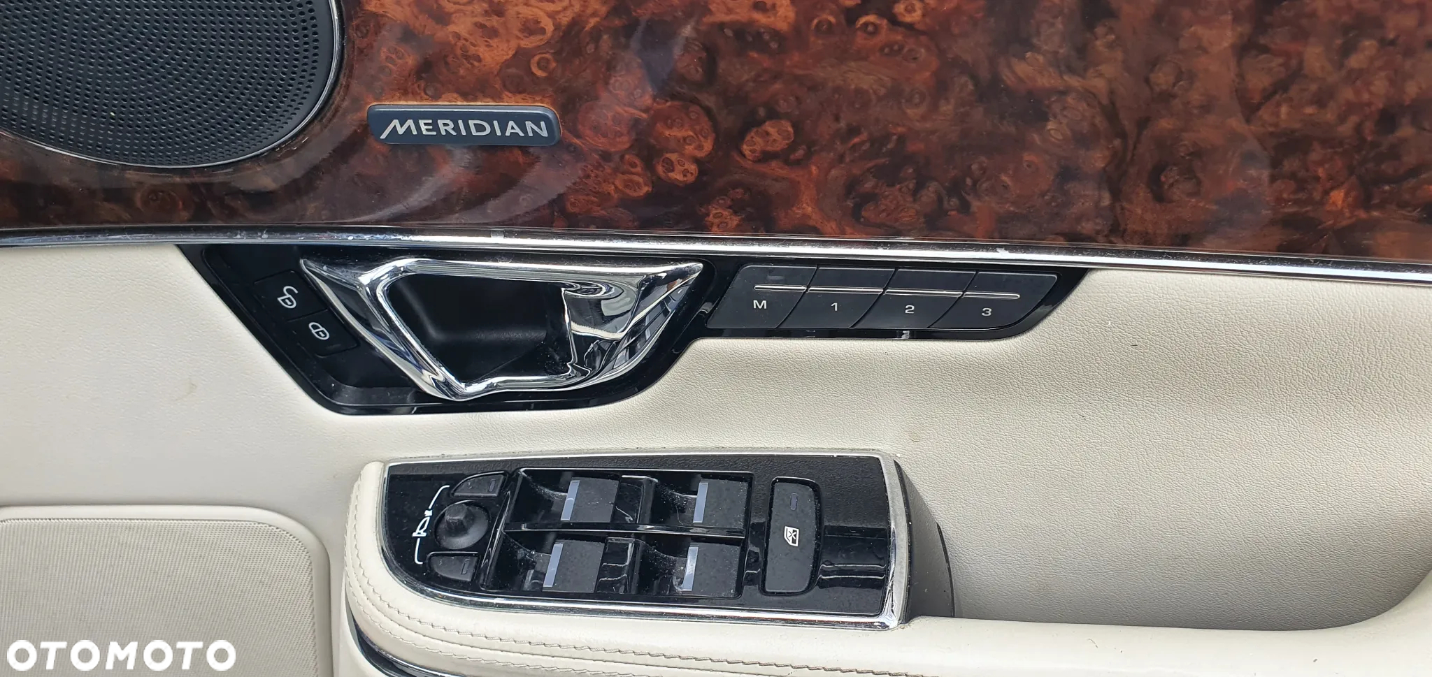 Jaguar XJ 3.0 D V6 Premium Luxury - 14
