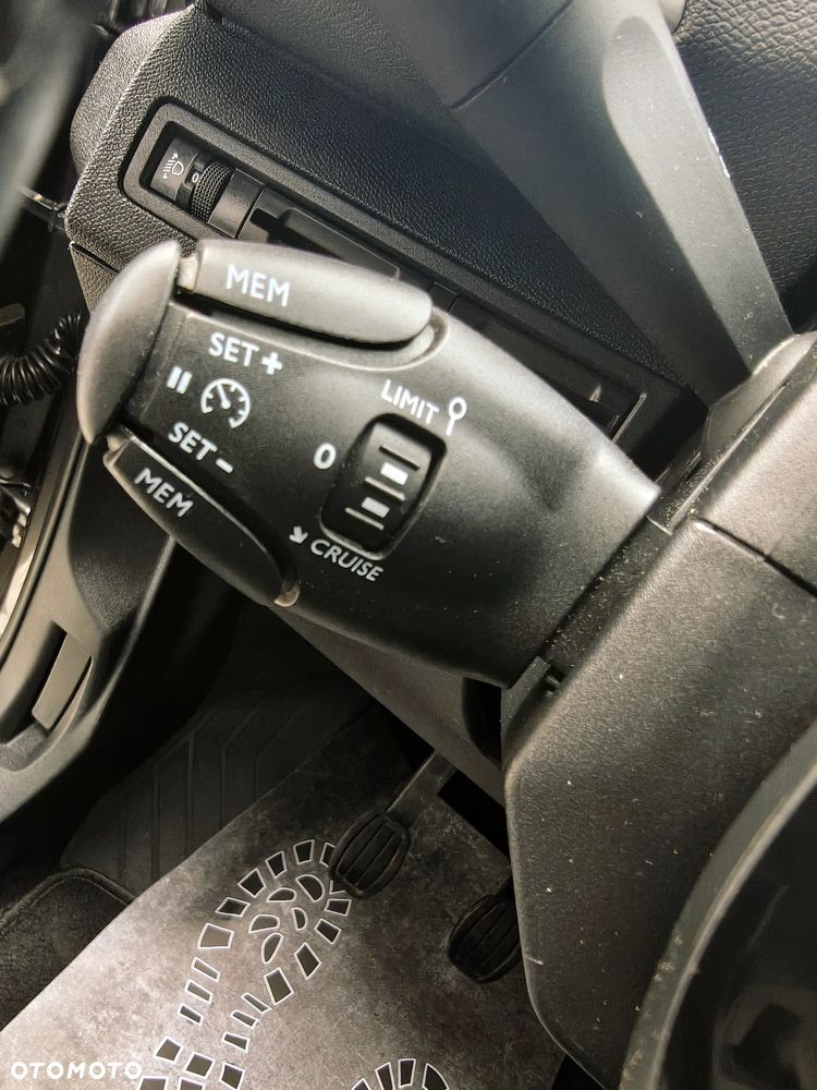 Peugeot 5008 BlueHDi 120 Allure - 34