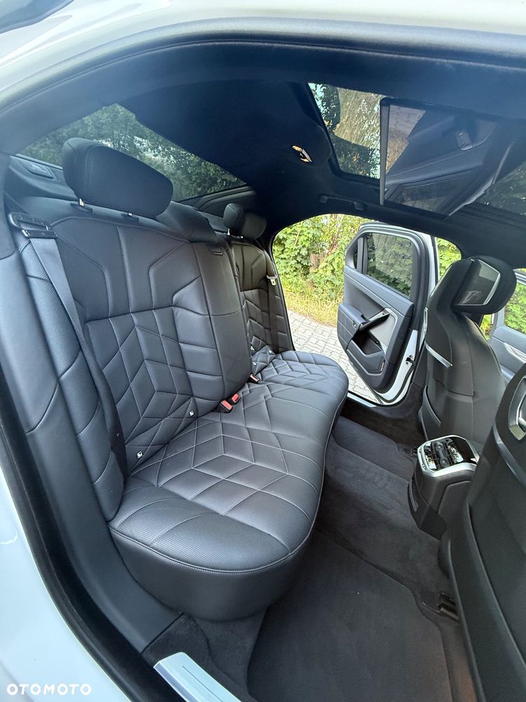 BMW Seria 7 - 17