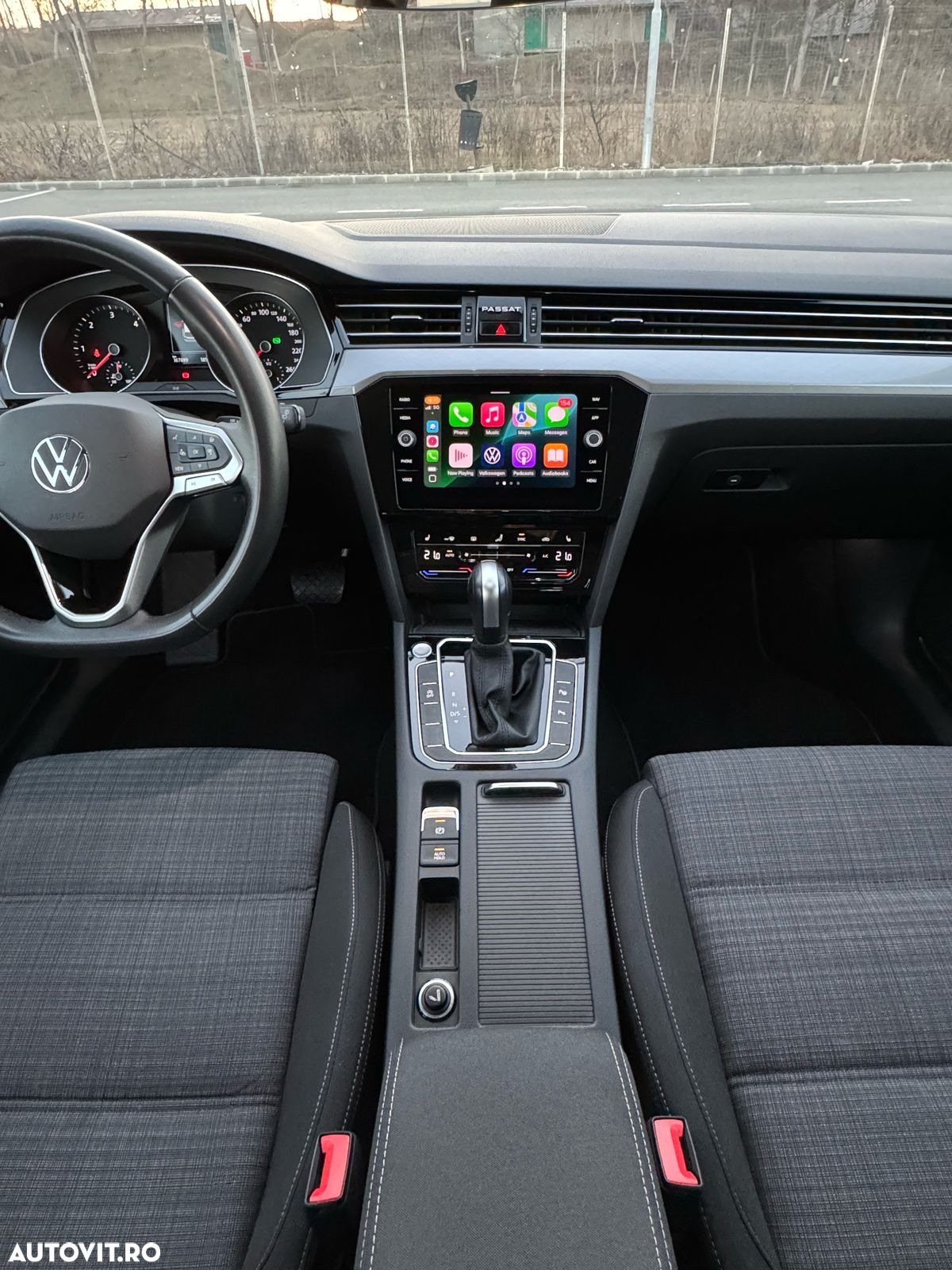 Volkswagen Passat Variant 2.0 TDI DSG Business - 4