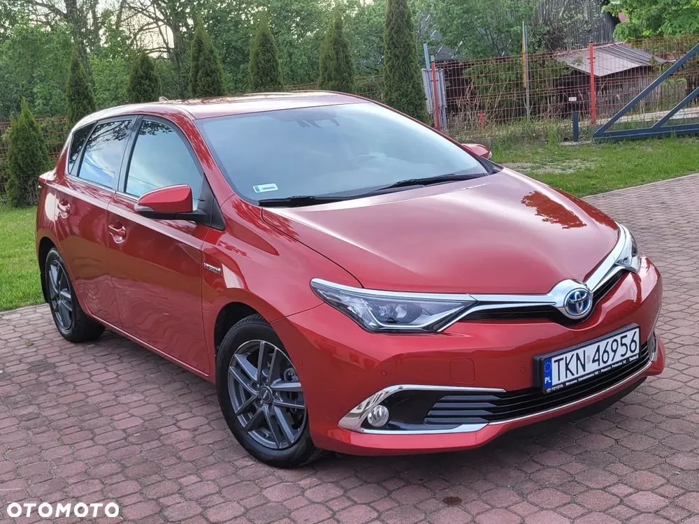 Toyota Auris Hybrid 135 Prestige - 2