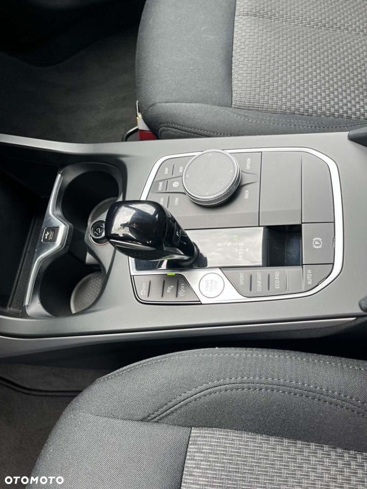 BMW Seria 1 118i Advantage - 12