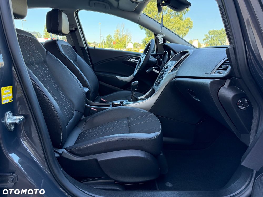 Opel Astra 1.4 Turbo Automatik - 26