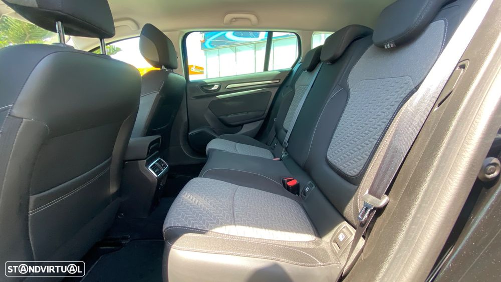 Renault Mégane Sport Tourer 1.3 TCe Limited - 22