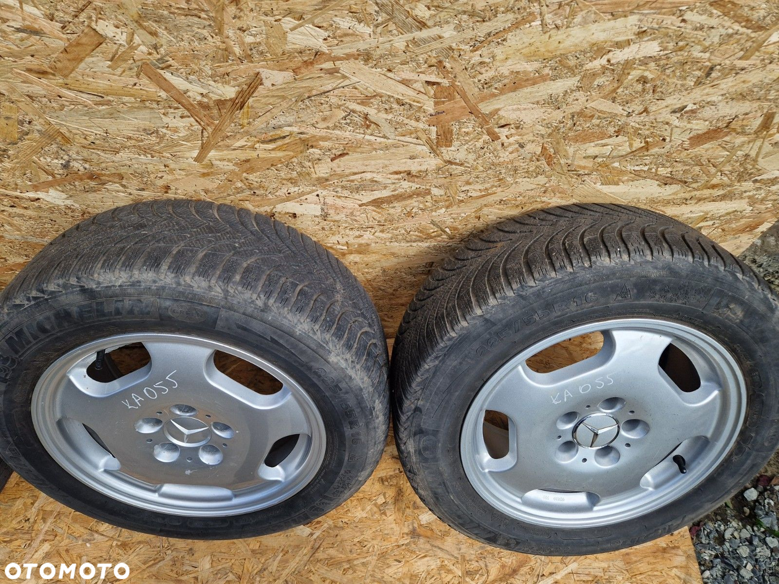 MERCEDES FELGI ALUMINIOWE 225/55 R16 KOMPLET ET35 7,5X16 - 5