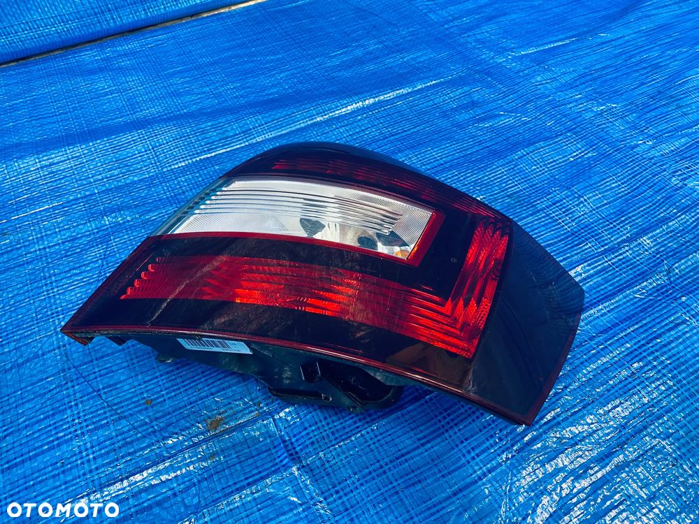 LAMPY LAMPA TYLNA W BŁOTNIK LEWA TYŁ LEWY SKODA RAPID SPACEBACK LIFT 17R ; 5JJ945095A  5JJ945096A  EUROPA ORYGINAŁ - 7