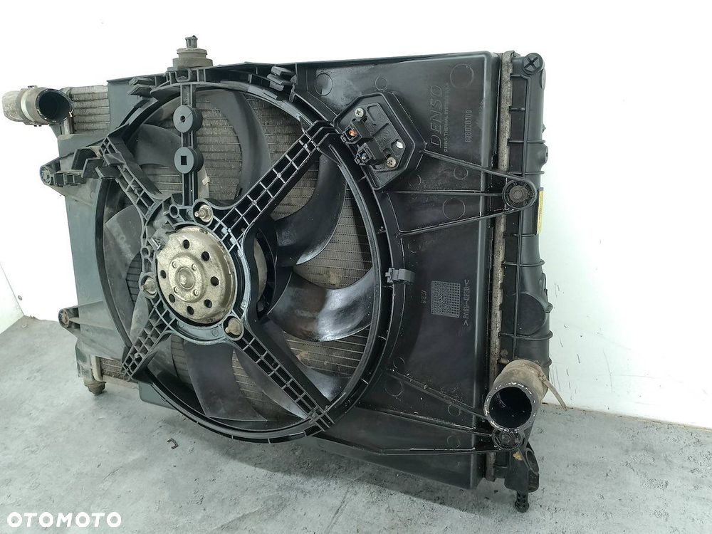 CHŁODNICA WODY Z WENTYLATOREM ALFA ROMEO GT II 836000100 1.9 JTD - 4