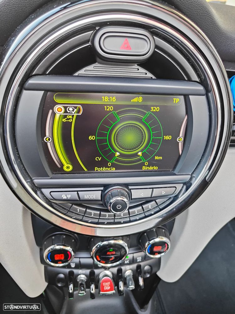 MINI Cabrio Cooper D - 21