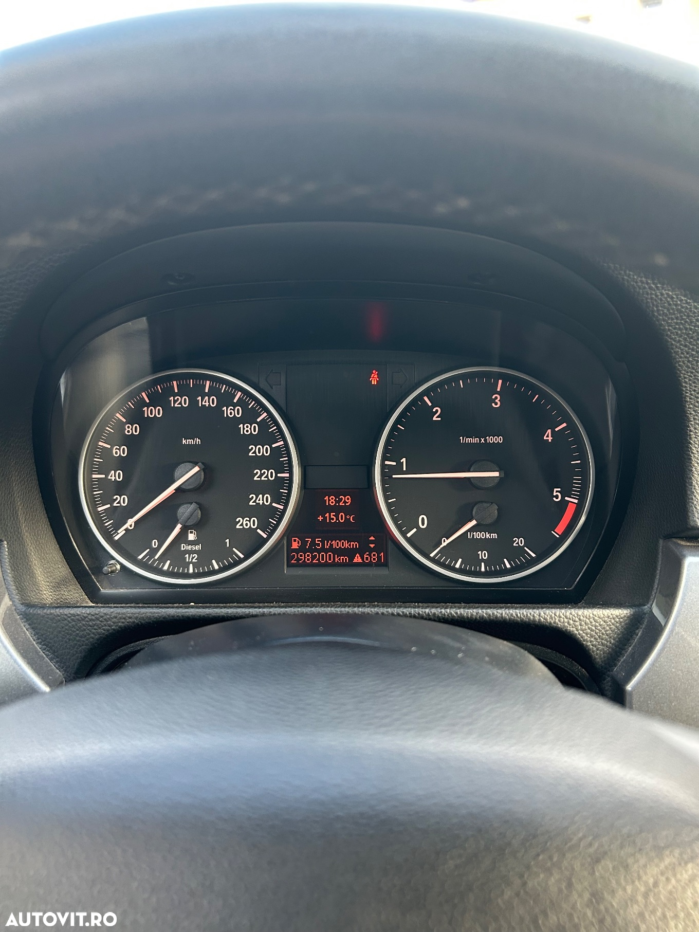 BMW Seria 3 318d - 8