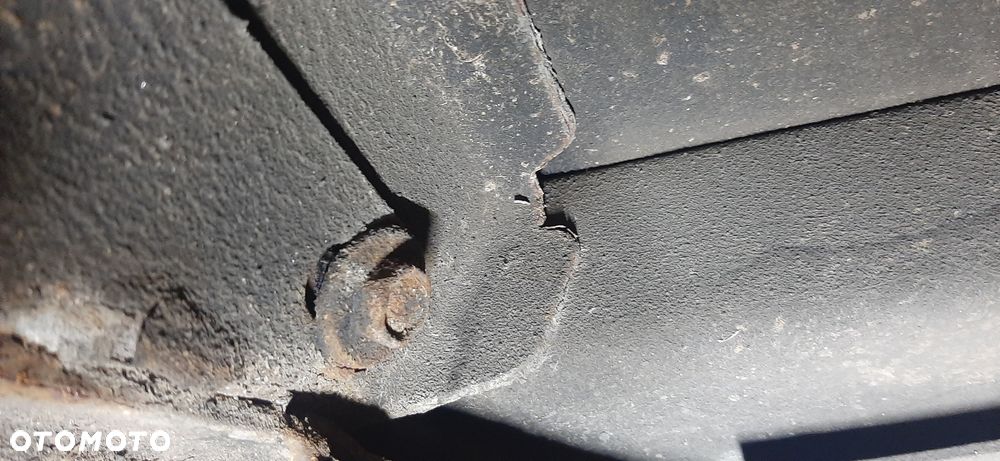 Jeep Grand Cherokee - 40