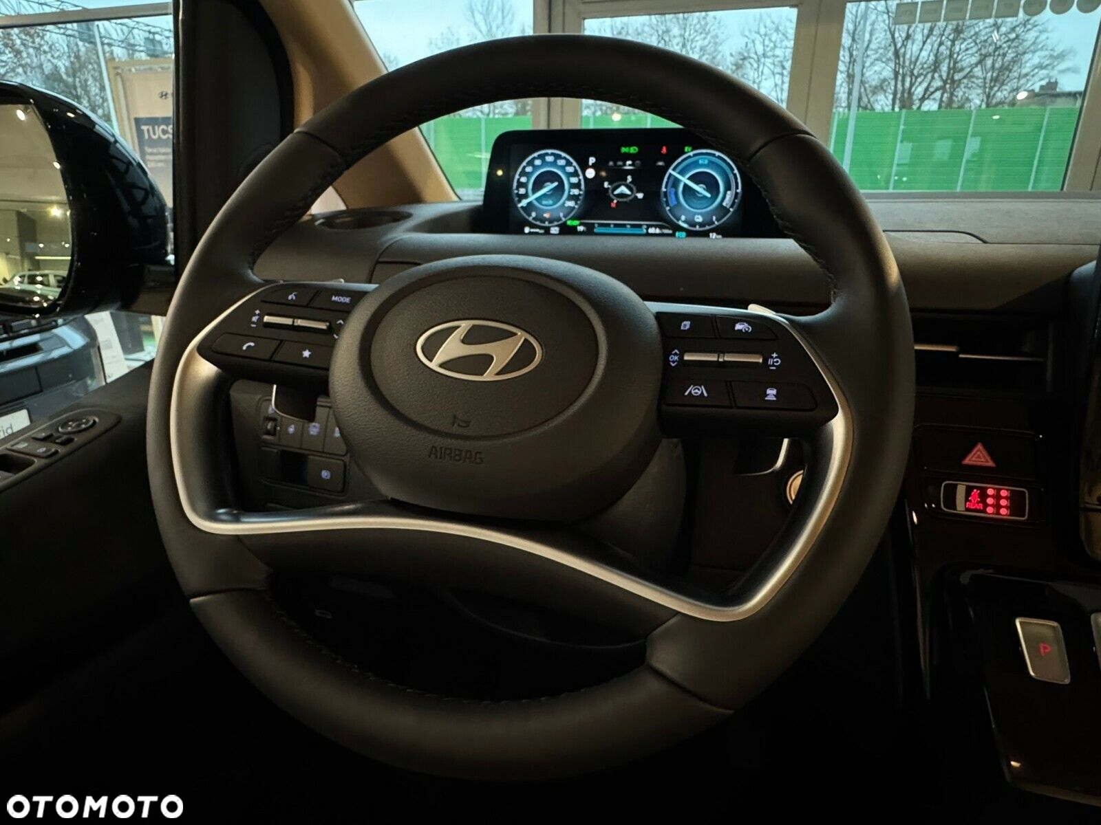 Hyundai Staria - 11