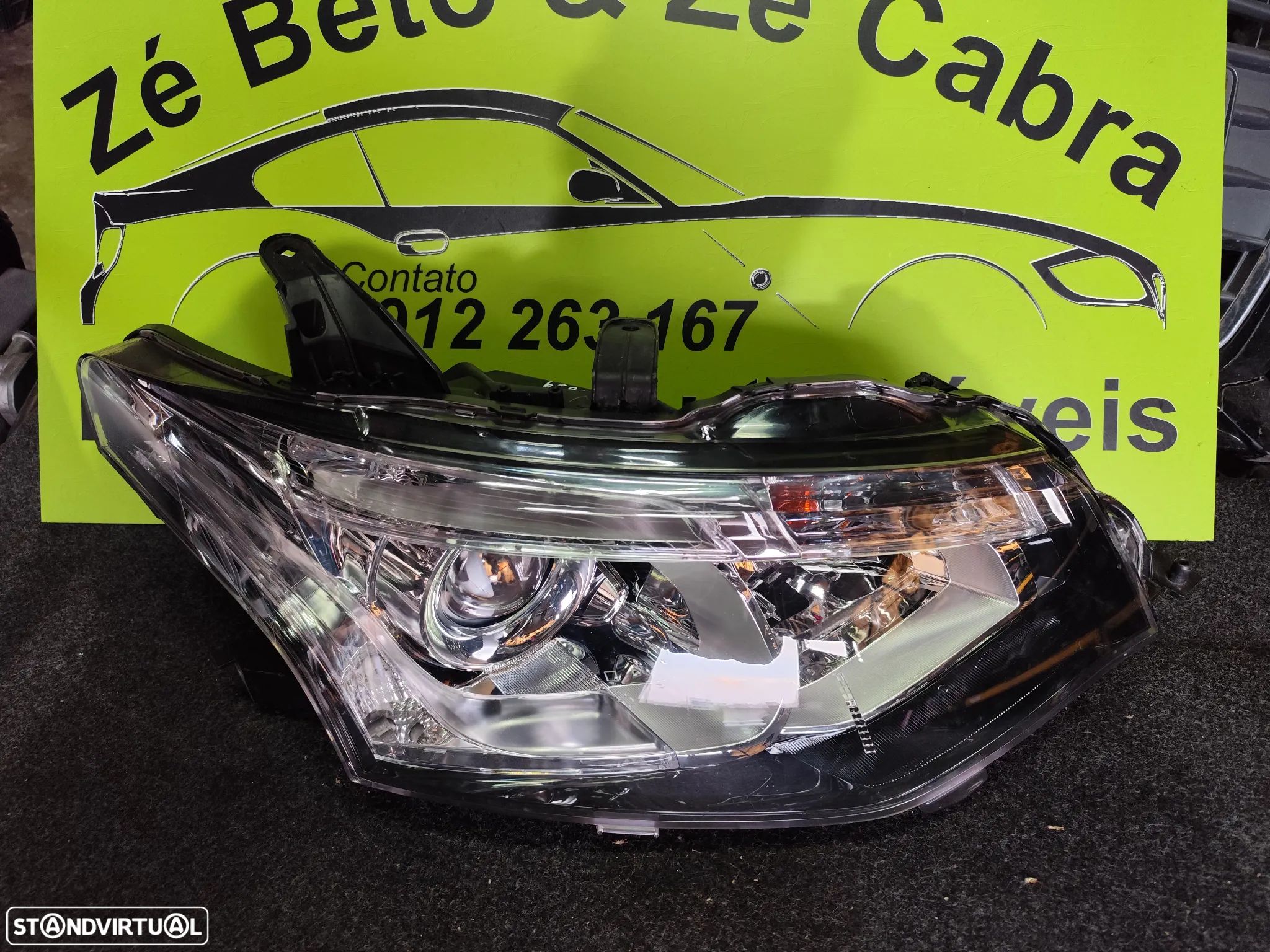 MITSUBISHI OUTLANDER FAROL XENON DIREITO - FF369 - 1