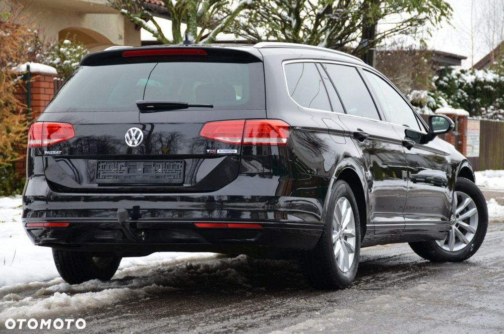 Volkswagen Passat - 13
